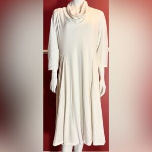 Signature by Robbie Bee vintage cowl neck mid length dress